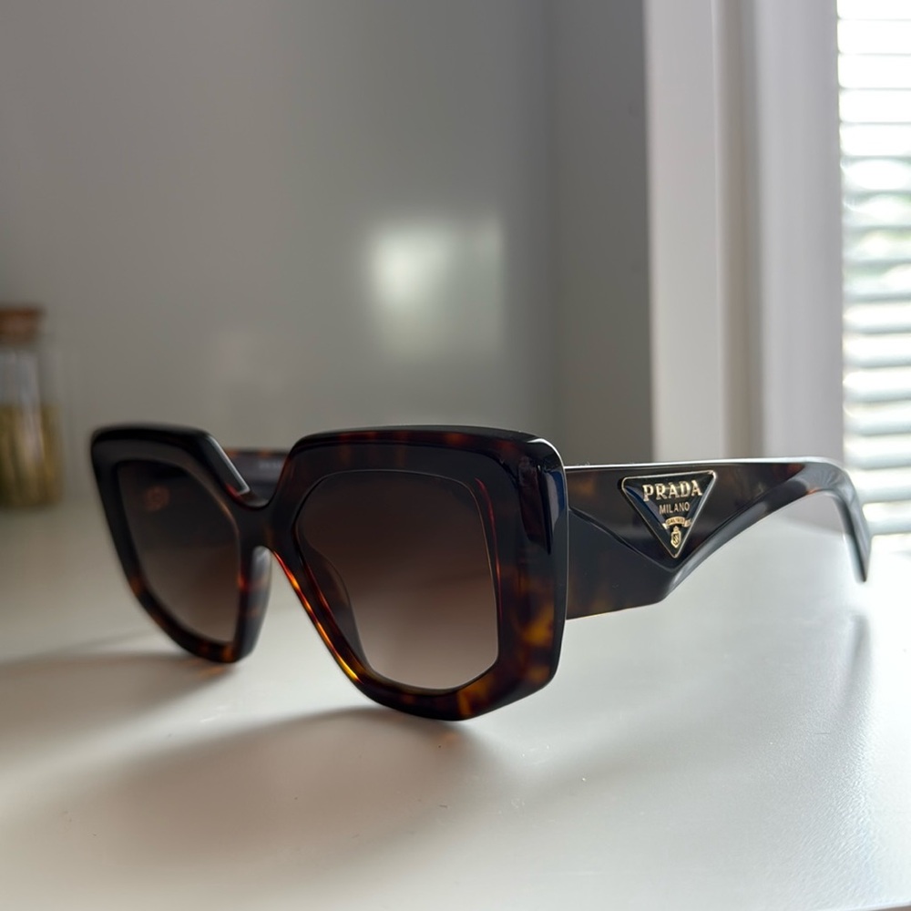 Prada Tortoise / Brown Gradient Sunglasses - image 1